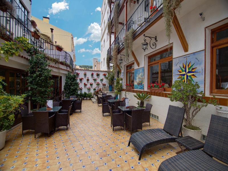 Neptuno Apartments Calella Dış mekan fotoğraf