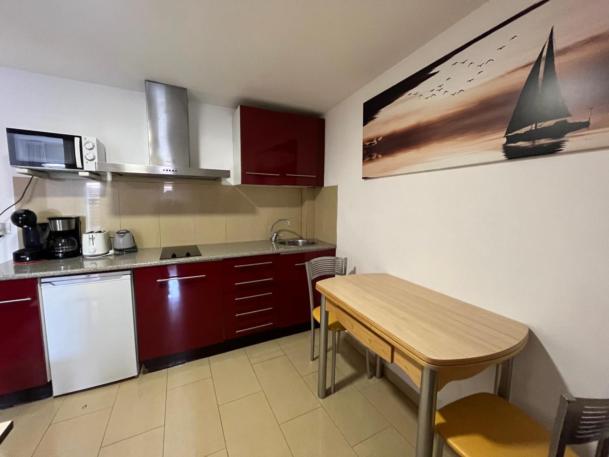 Neptuno Apartments Calella Oda fotoğraf