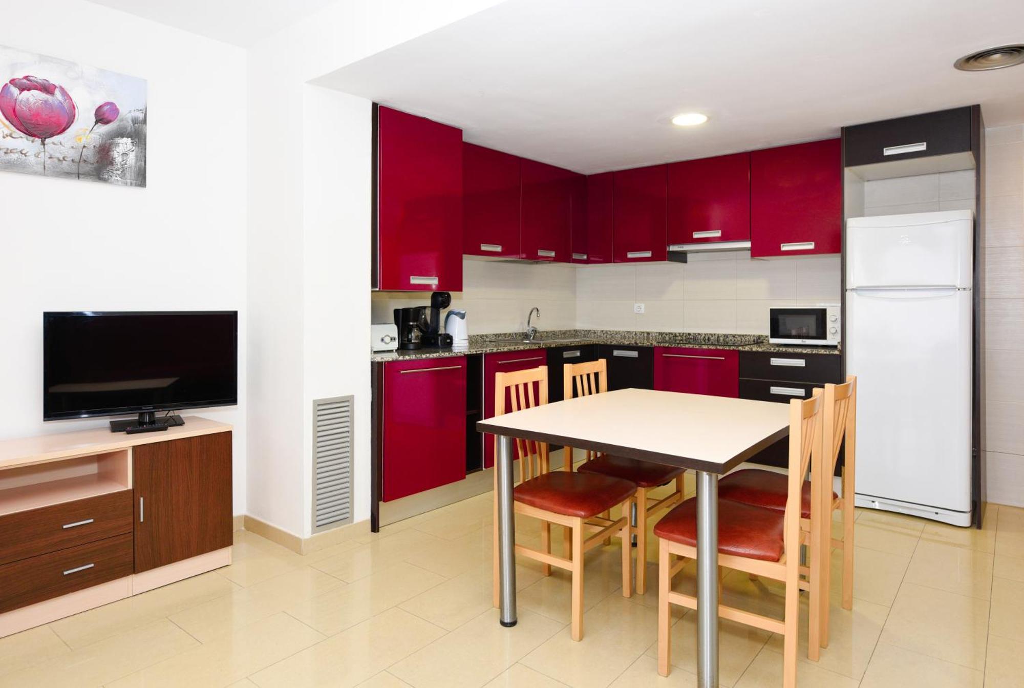 Neptuno Apartments Calella Oda fotoğraf