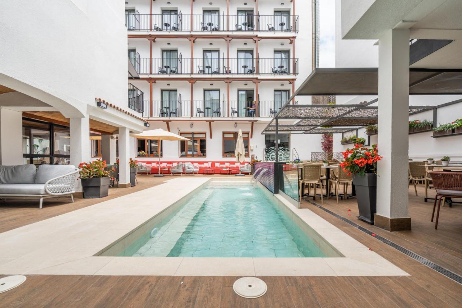 Neptuno Apartments Calella Dış mekan fotoğraf